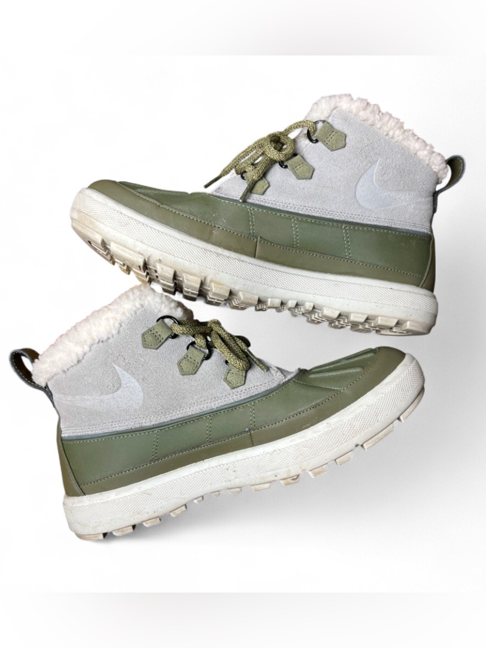 Nike Woodside Chuka Light Taupe Green Bone Shoes Women Size 8.5